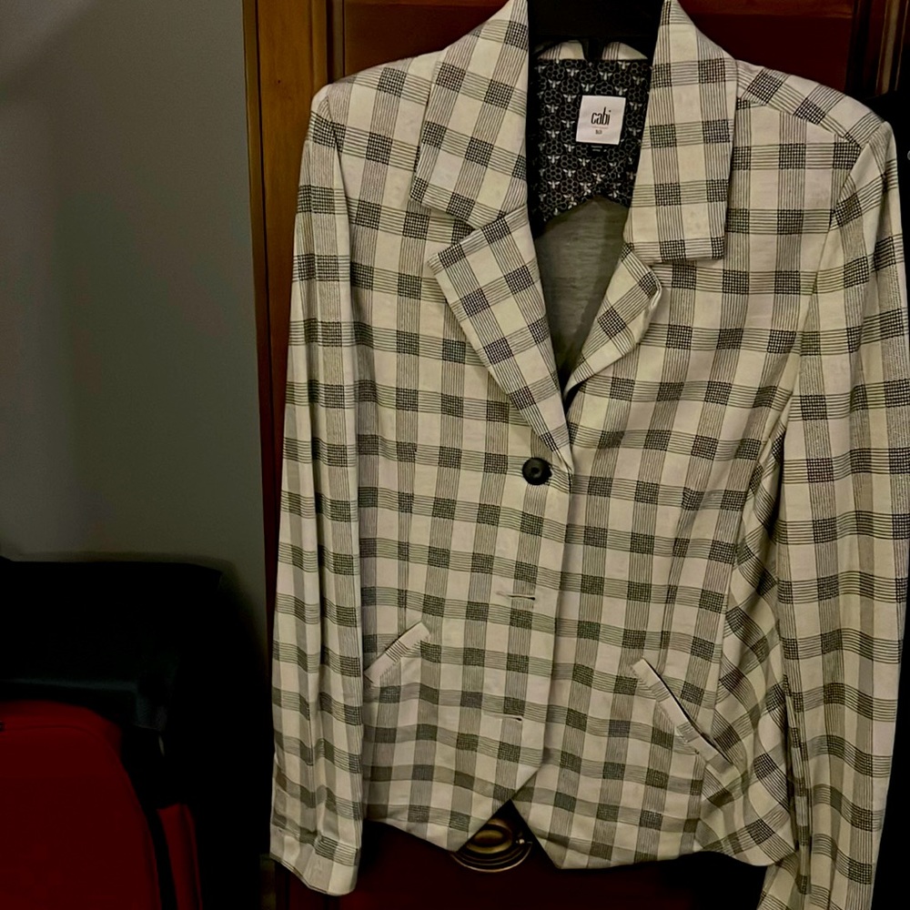 Beautiful cabi ponte knit blazer